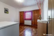 Apartament 3 camere, etaj 1, zona Băncilor / Podgoria 