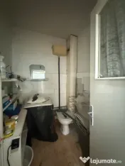 Apartament cu 3 camere, 66 mp, decomandat, zona Zamca 