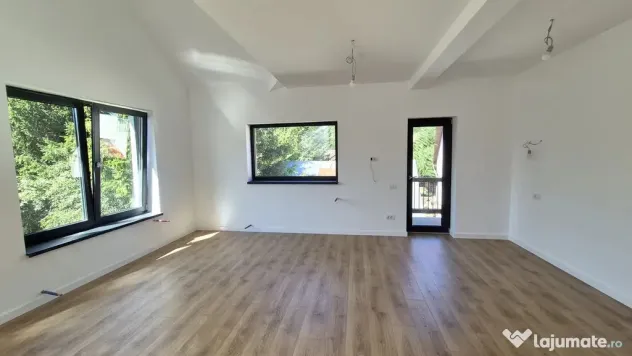 Apartament cu 4 camere 125 mp (4 garsoniere) la cheie + 60 mp pod - Busteni - Busteni (Prahova)