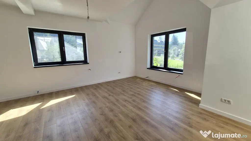 Apartament cu 4 camere 125 mp (4 garsoniere) la cheie + 60 mp pod - Busteni - Busteni (Prahova)