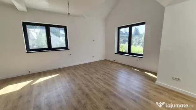 Apartament cu 4 camere 125 mp (4 garsoniere) la cheie + 60 mp pod - Busteni - Busteni (Prahova)