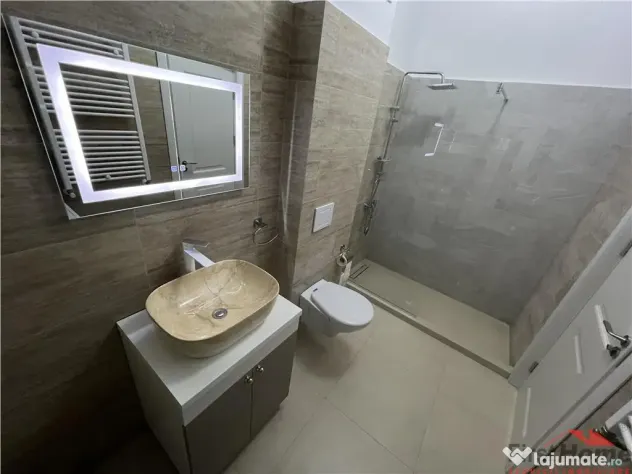 Ap 2 camere, bloc nou, etaj 2 (lift),parcare, complex Ozone - Focsani (Vrancea)