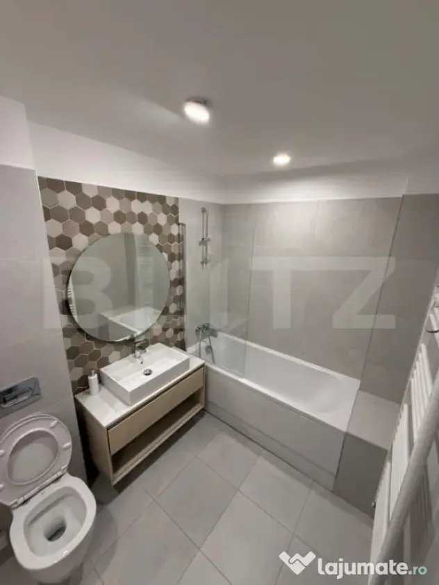 Apartament premium cu 3 camere, terasă 25 mp și parcare U - Brasov (Brasov)