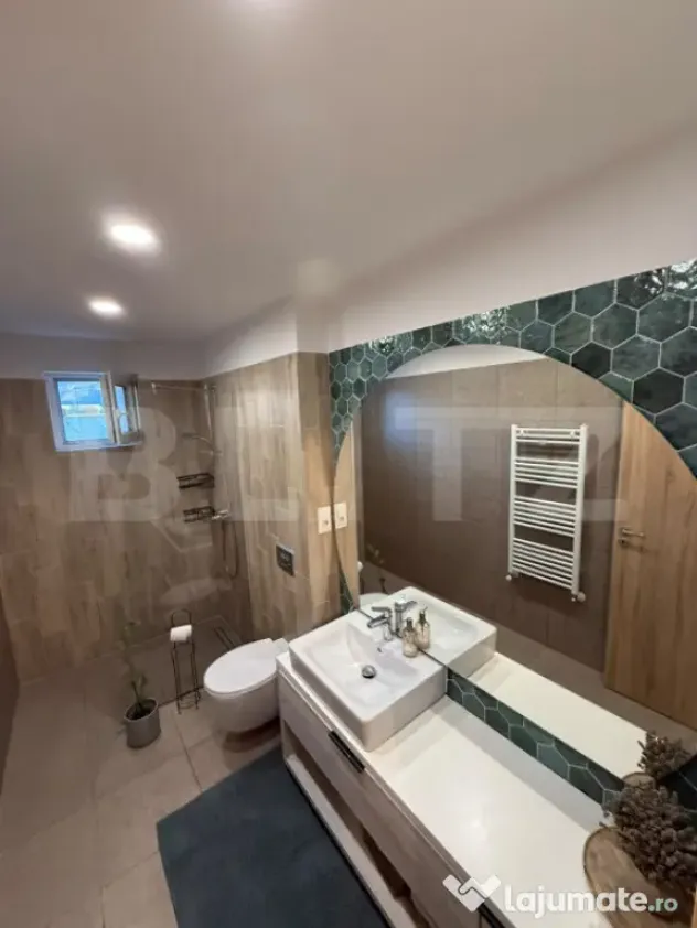 Apartament premium cu 3 camere, terasă 25 mp și parcare U - Brasov (Brasov)