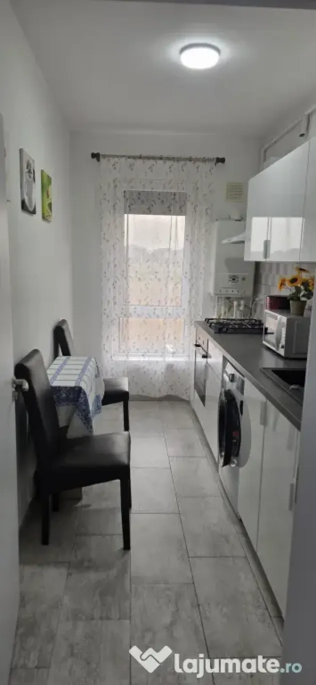 2 Camere decomandat | Loc parcare privat | Balcon inchis | Bucuresti
