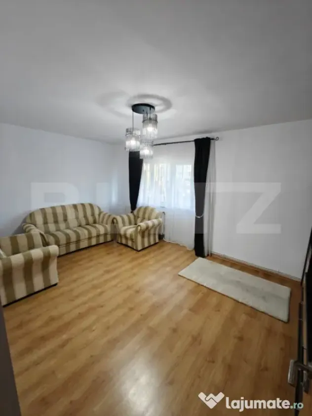 Apartament 3 camere | 94 mp | 3 balcoane | 2 bai | Renovat - Mioveni (Arges)