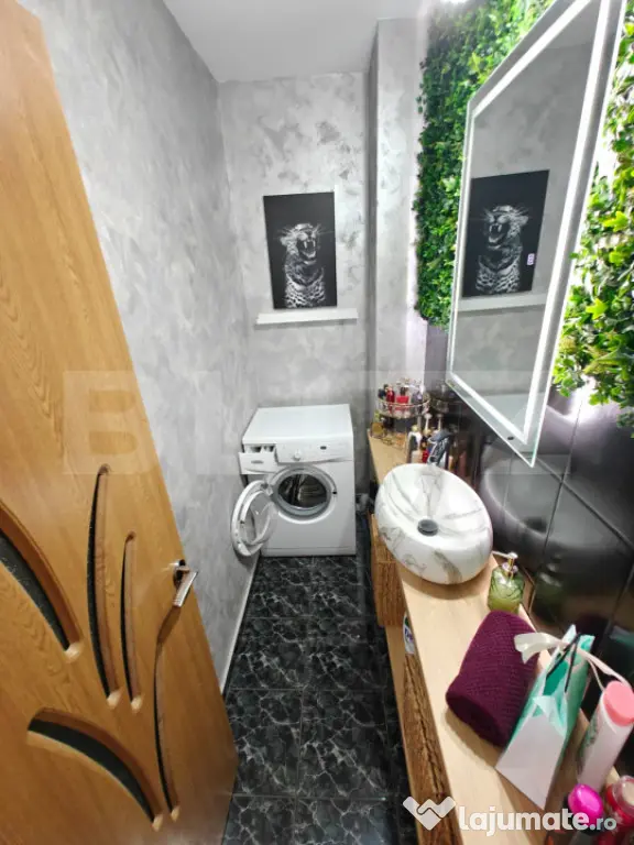 Apartament 3 camere | 94 mp | 3 balcoane | 2 bai | Renovat - Mioveni (Arges)