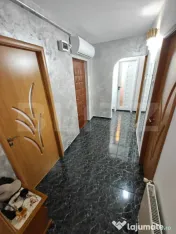 Apartament 3 camere | 94 mp | 3 balcoane | 2 bai | Renovat 