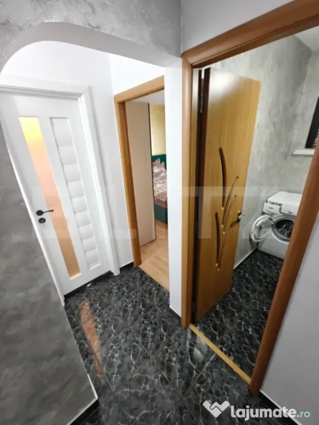 Apartament 3 camere, 94 mp, zona Mioveni - Mioveni (Arges)