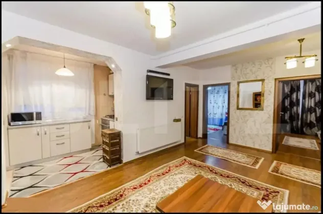 Vânzare Apartament 3 camere, decomandat, complet mobilat ș - Sibiu (Sibiu)