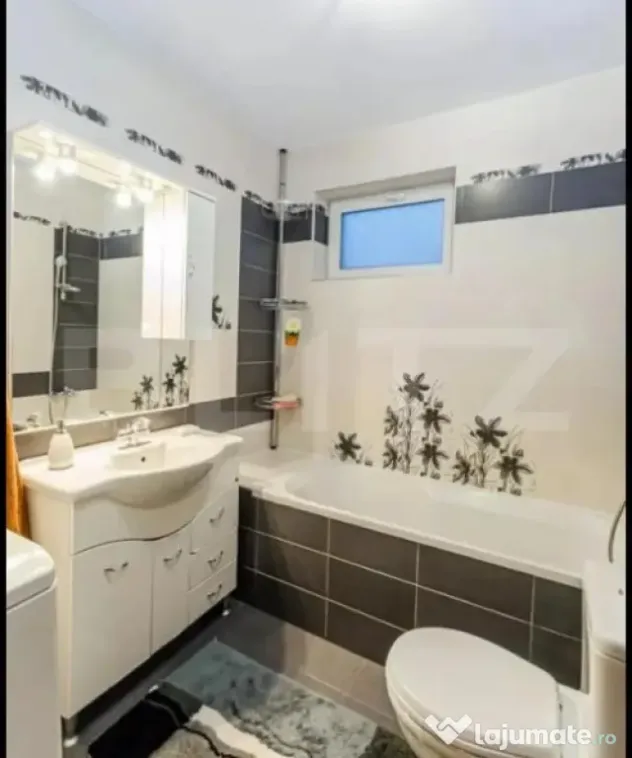 Vânzare Apartament 3 camere, decomandat, complet mobilat ș - Sibiu (Sibiu)