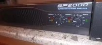 Stație amplificare Behringer 2000 W