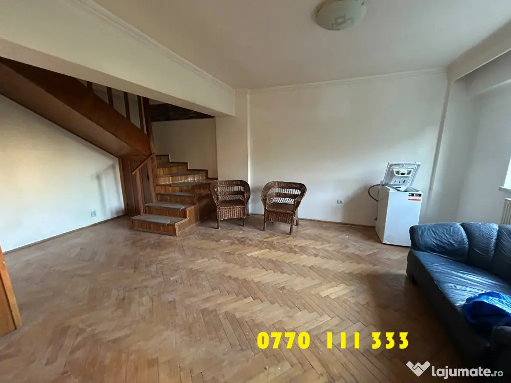 Duplex 3 camere Calarasilor - Etaj 2 si 3, suprafata totala - Braila (Braila)