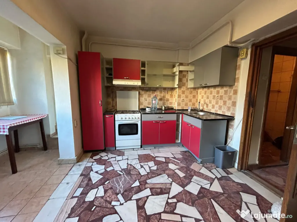 Duplex 3 camere Calarasilor - Etaj 2 si 3, suprafata totala - Braila (Braila)