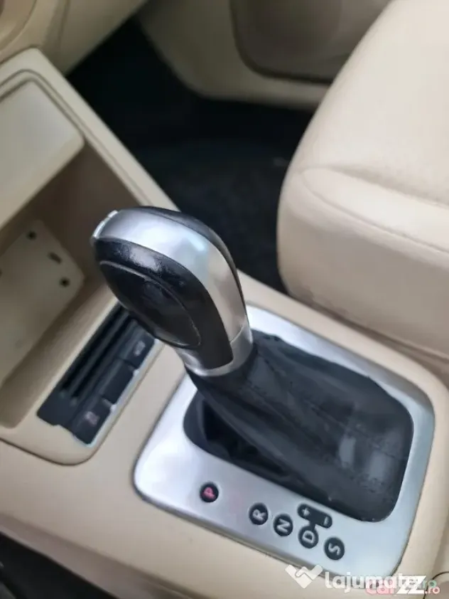 Vw Tiguan 2012 Benzina euro5,Automat!Full!Piele crem! - Iasi (Iasi)