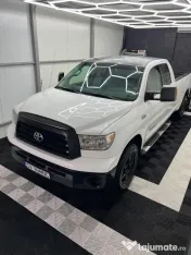 Toyota Tundra 5.7 V8 - 2009 - 386 CP - 4 uși - 6 locuri 