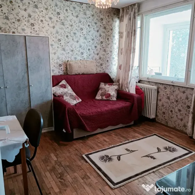 Pers. fizica vand apartament 2 camere, Vedere Cismigiu, pretabil Regim Hotelier