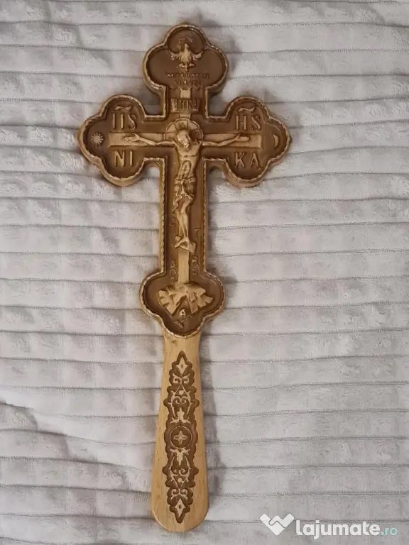 Cruce Lemn Masiv -Relief