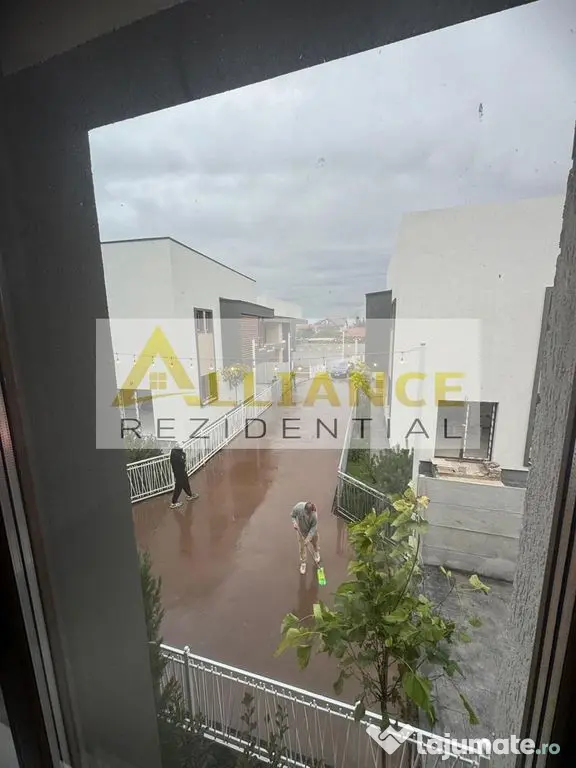 Casa individuala - 300 mp - 5 camere - 3 bai - Berceni (Bucuresti-Ilfov)