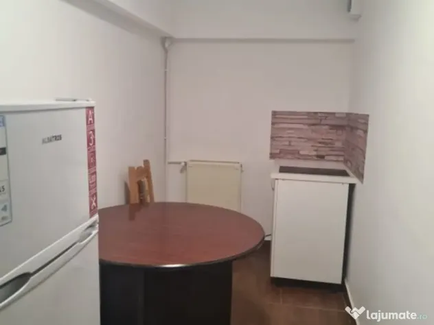 Garsoniera mobilata si utilata - zona garii 200 euro - Galati (Galati)