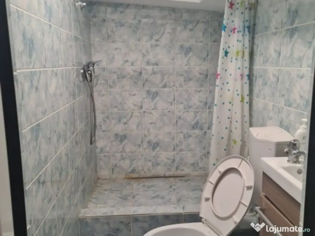 Garsoniera mobilata si utilata - zona garii 200 euro - Galati (Galati)