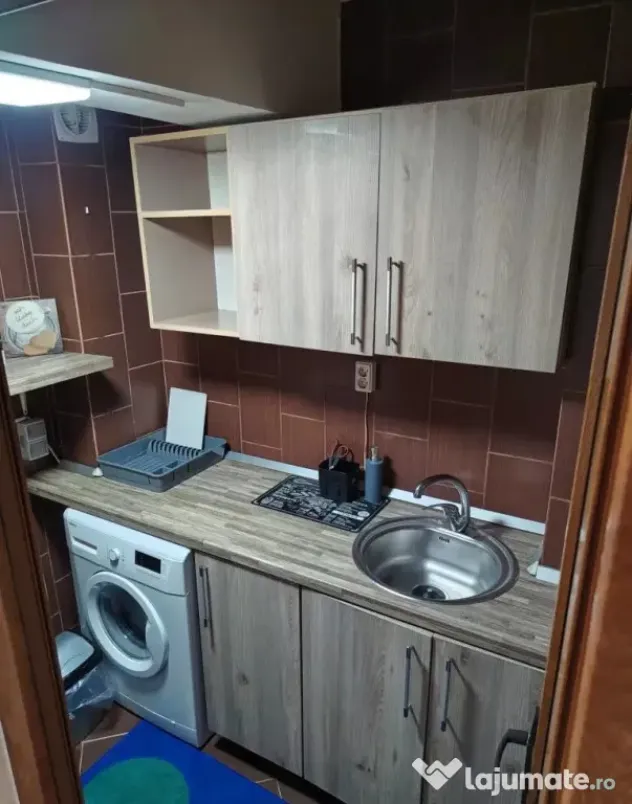 250 euro! Garsoniera, et 2 Galata - Iasi (Iasi)