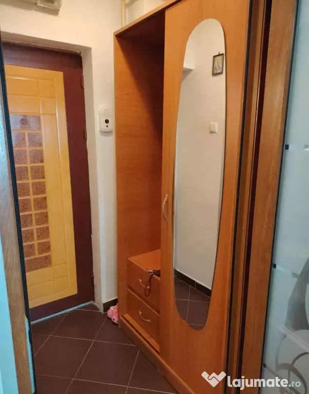 250 euro! Garsoniera, et 2 Galata - Iasi (Iasi)