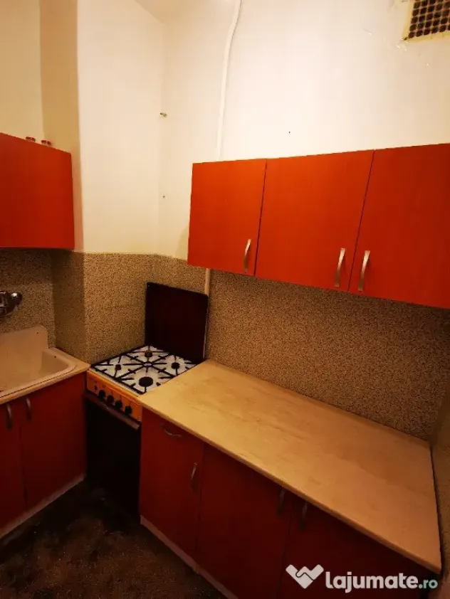 Garsoniera de inchiriat la 10 min. de metrou Basarab - Bucuresti (Bucuresti-Ilfov)