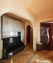 Apartament cu 2 camere,decomandat ,ROGERIUS