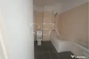 Apartament decomandat cu 2 camere Bloc 2015 Zona Gorjului