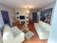 Apartament duplex spatios de 3 dormitoare si 2 living-uri | 124 mp |