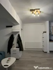 Apartament 3 camere bloc nou et 8 