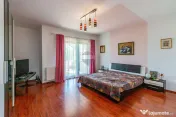 Casă Paulesti P+1E cu beci, teren 500 mp, vedere liberă – Păulești 