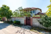 Casă Paulesti P+1E cu beci, teren 500 mp, vedere liberă – Păulești 