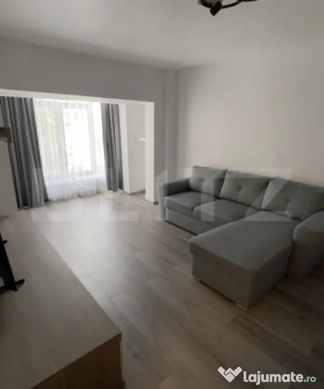 Apartament cu 3 camere | De închiriat | Vasile Lupu | Comis - Pitesti (Arges)
