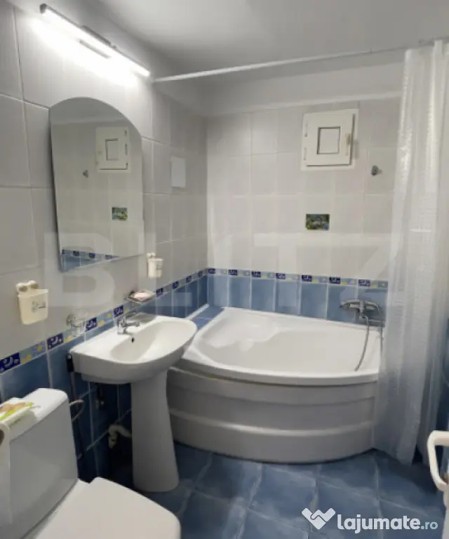 Apartament cu 3 camere | De închiriat | Vasile Lupu | Comis - Pitesti (Arges)