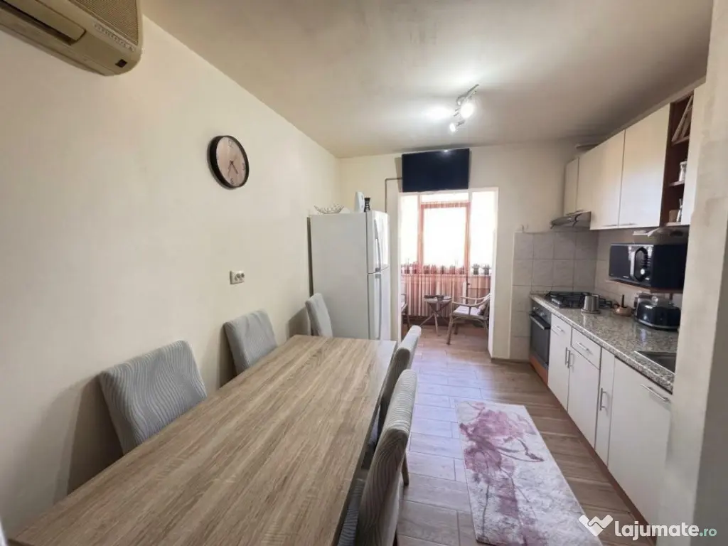 Apartament 2 camere decomandat, 2 balcoane, centrală pe gaz - Constanta (Constanta)