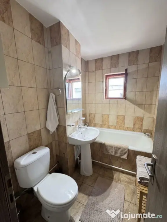 Apartament 2 camere decomandat, 2 balcoane, centrală pe gaz - Constanta (Constanta)