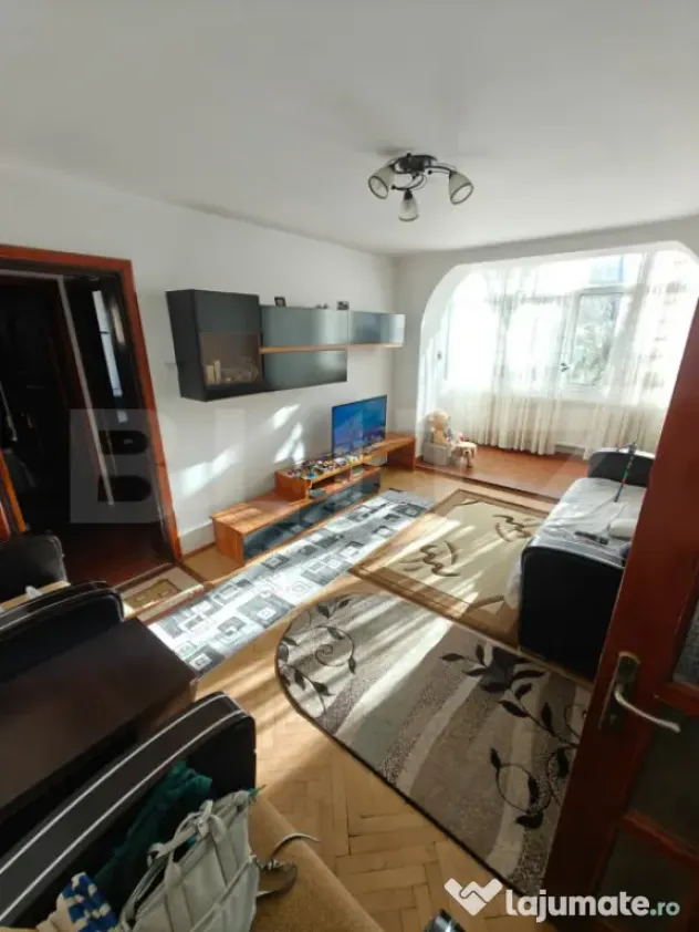 Apartament 3 camere | 57 mp | Renovat | Mobilat si utilat | - Pitesti (Arges)