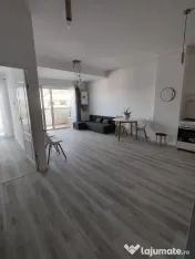 Inchiriere Apartament 2 camere semidecomandat, 45 mp, Eroilor 
