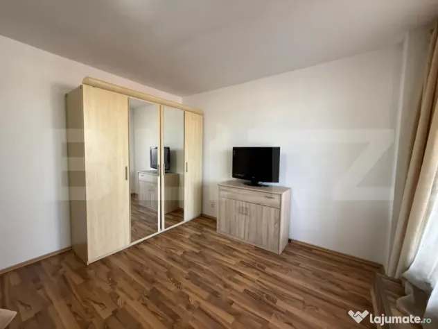 Apartament de inchiriat - Penthouse - 3 camere - Zona Tudor - Targu Mures (Mures)