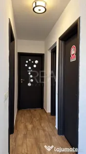 Casă individuală | 6 camere, 4 băi | 217 mp utili | Chiaj 