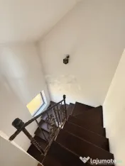 Casă individuală | 6 camere, 4 băi | 217 mp utili | Chiaj 