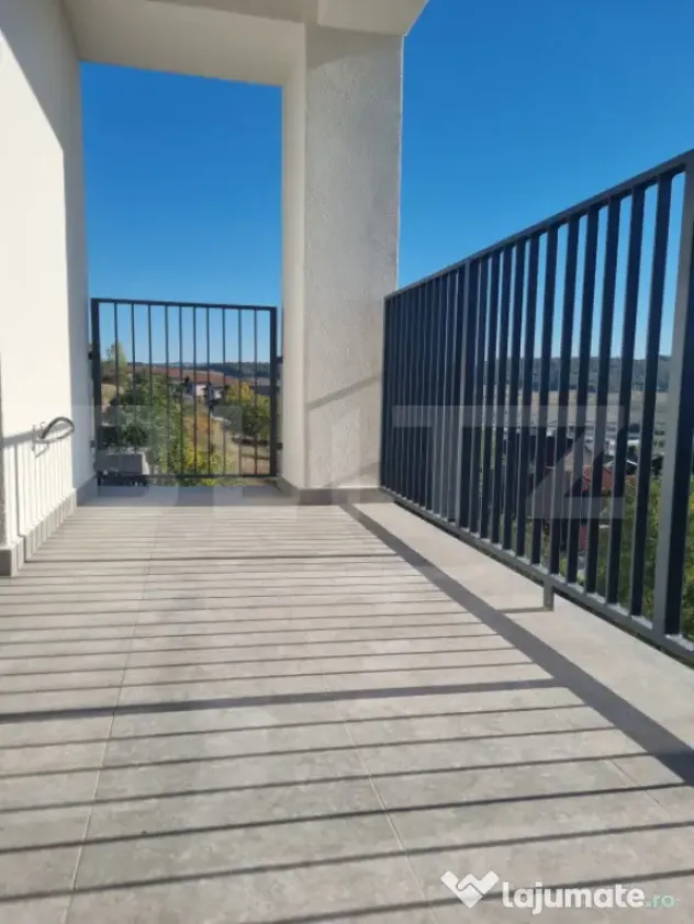 Priveliste panoramica! 3 camere, 66mp, etaj intermediar, zon - Baciu (Cluj)