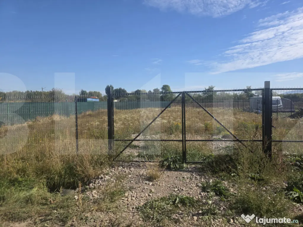 Teren intravilan imprejmuit,945 mp, in Dobolii de Jos - Dobolii De Jos (Covasna)
