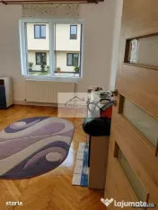 PF vand apartament 3 camere decomandate, Str. Rovine 