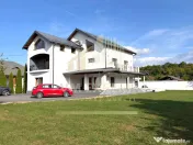 CASĂ 5 CAMERE TEREN 1600 MP CAMPULUNG