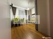 Vila de vanzare-5 camere-3 bai-500 M de STV 