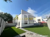 Vila de vanzare-5 camere-3 bai-500 M de STV 