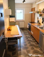 Apartament 4 camere, 2 bai, mobilat, utilat, parcare, Centrul Civic! 